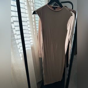 Brown dress